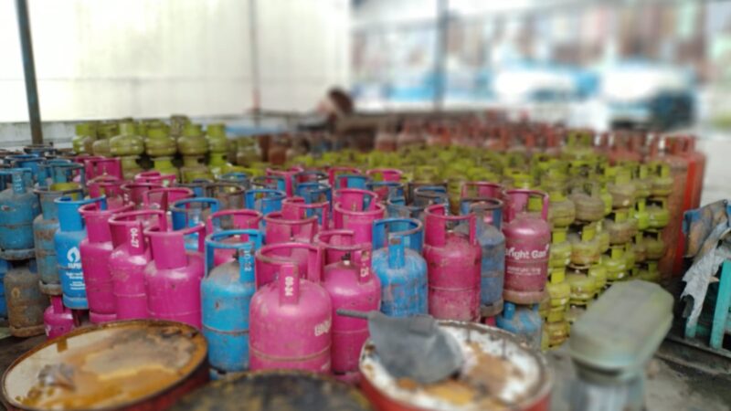 Tim Bareskrim Polri dan Polda Sumut Ungkap Praktek Pengoplosan Gas LPG Subsidi di KIM II